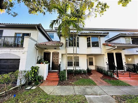 781 sw 148th ave  condo townhome rowhome coop home built in 1998 that was last sold on 11/05/2018
